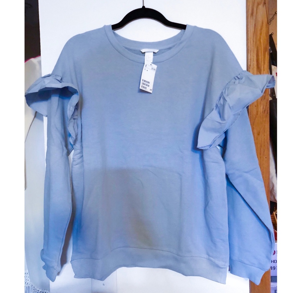 H&M Ruffle Sleeve Sweatshirt